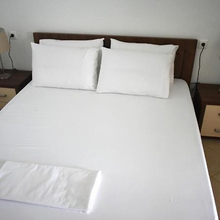 Ionio Rooms II ฮีมาเรอ ภายนอก รูปภาพ