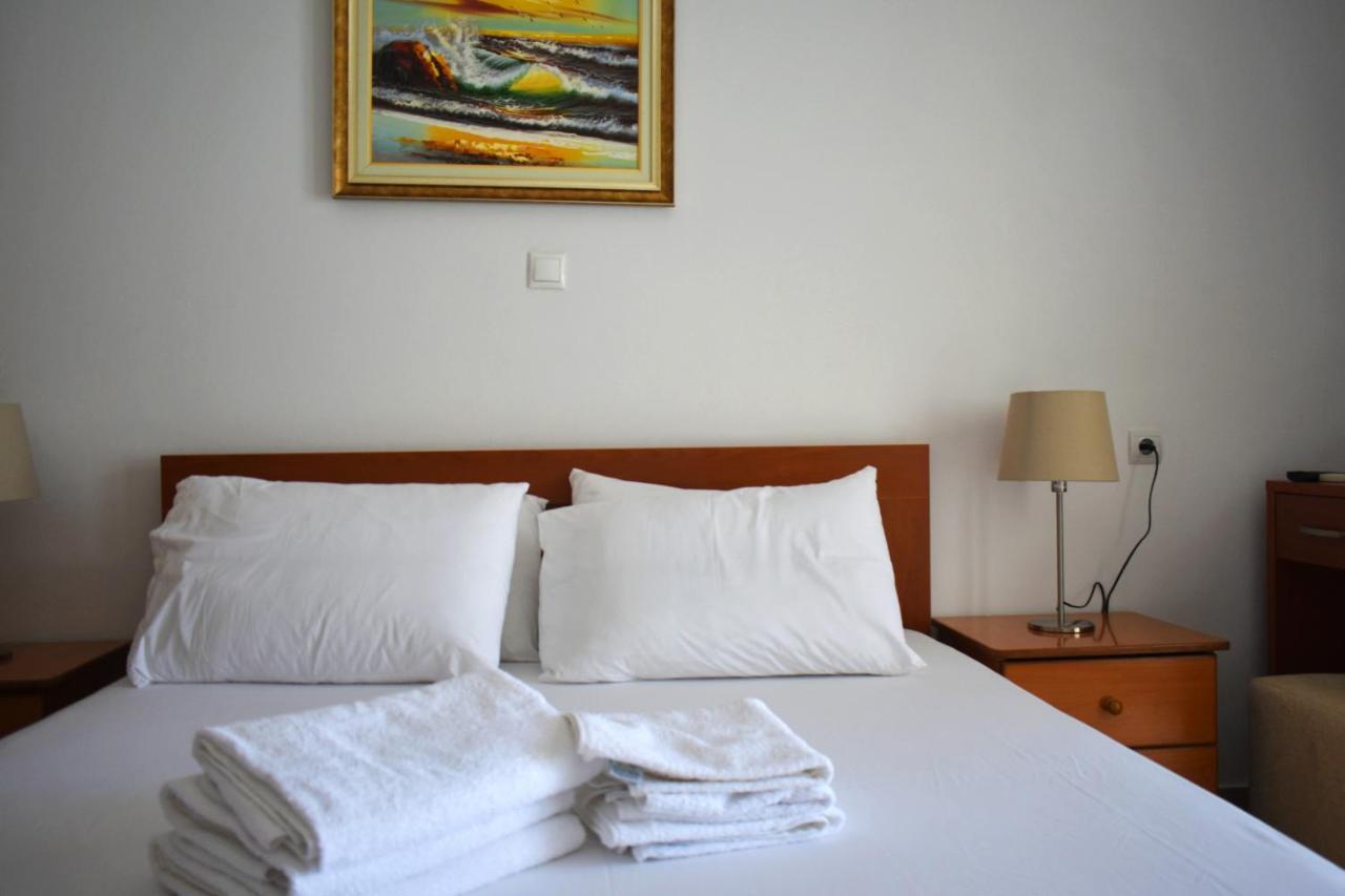 Ionio Rooms II ฮีมาเรอ ภายนอก รูปภาพ