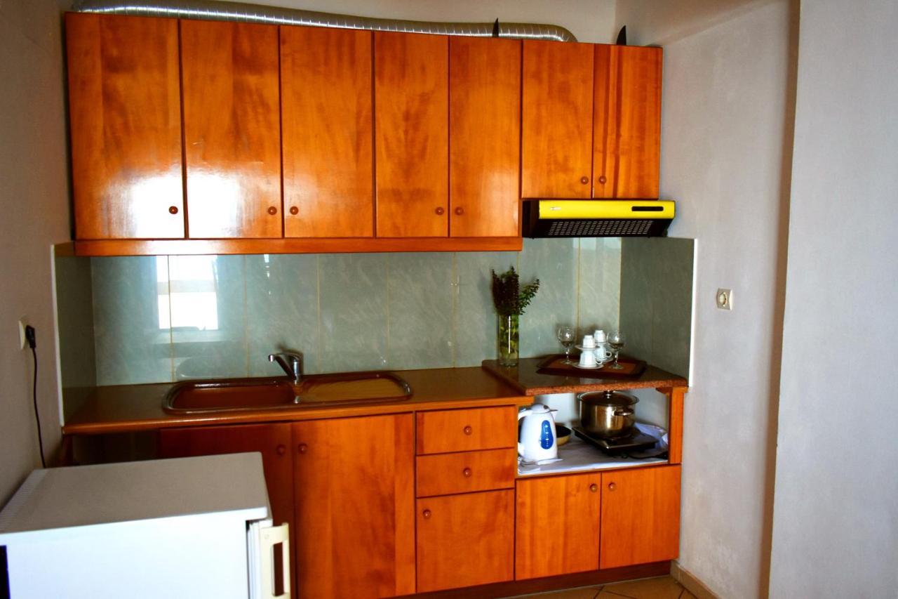 Ionio Rooms II ฮีมาเรอ ภายนอก รูปภาพ