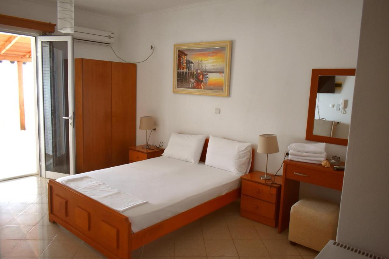 Ionio Rooms II ฮีมาเรอ ภายนอก รูปภาพ