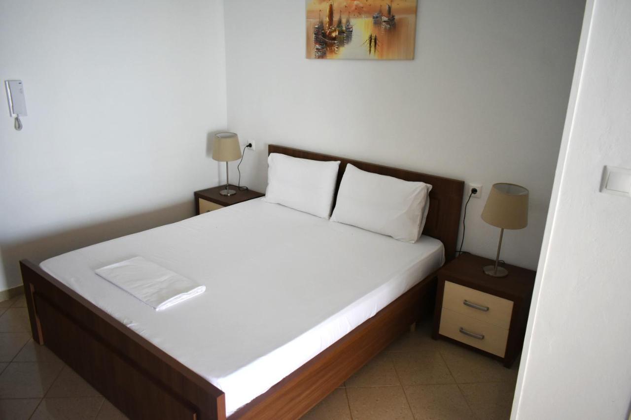 Ionio Rooms II ฮีมาเรอ ภายนอก รูปภาพ