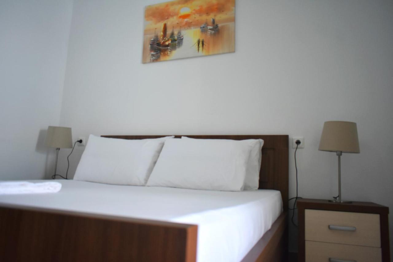 Ionio Rooms II ฮีมาเรอ ภายนอก รูปภาพ