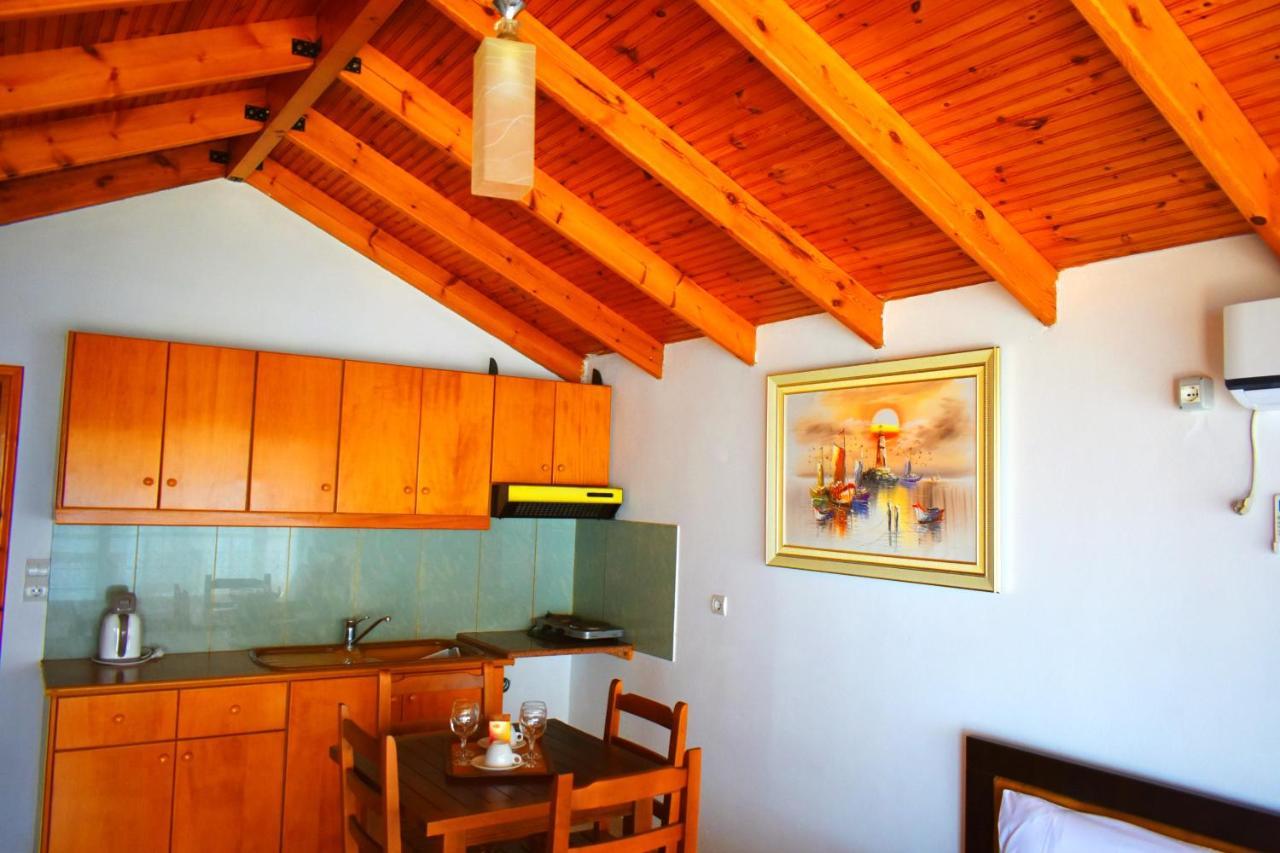 Ionio Rooms II ฮีมาเรอ ภายนอก รูปภาพ