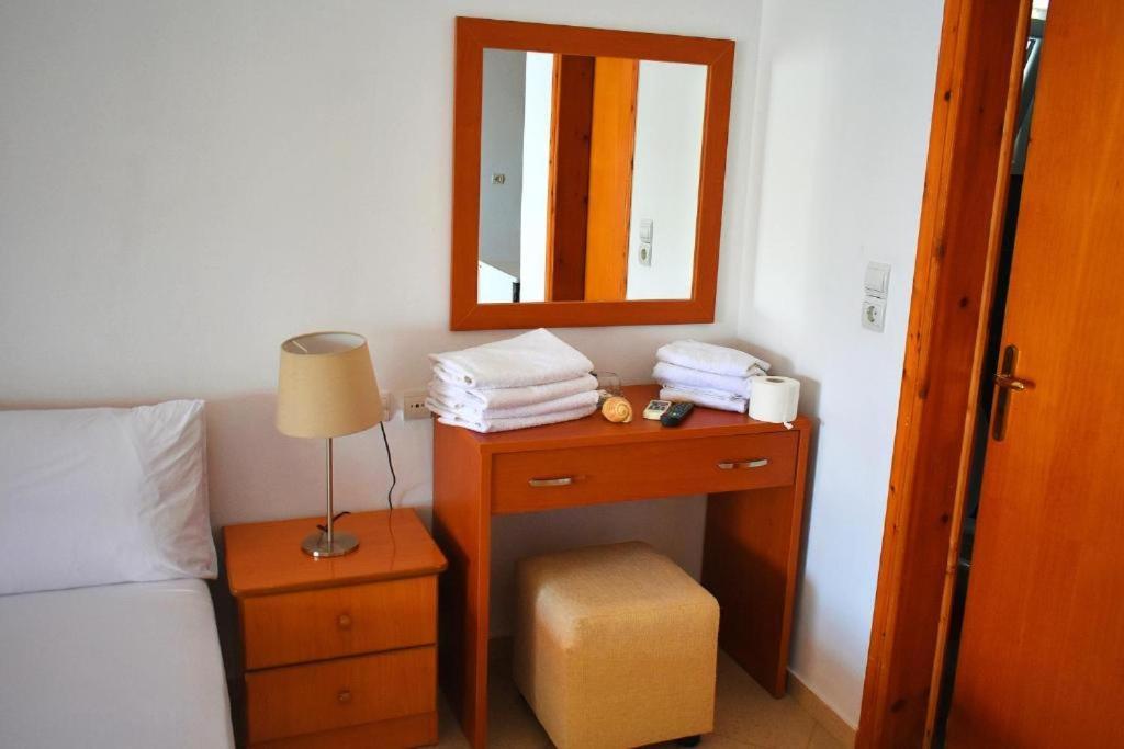 Ionio Rooms II ฮีมาเรอ ภายนอก รูปภาพ
